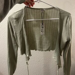 Never worn garage long sleeve crop top, tie across front